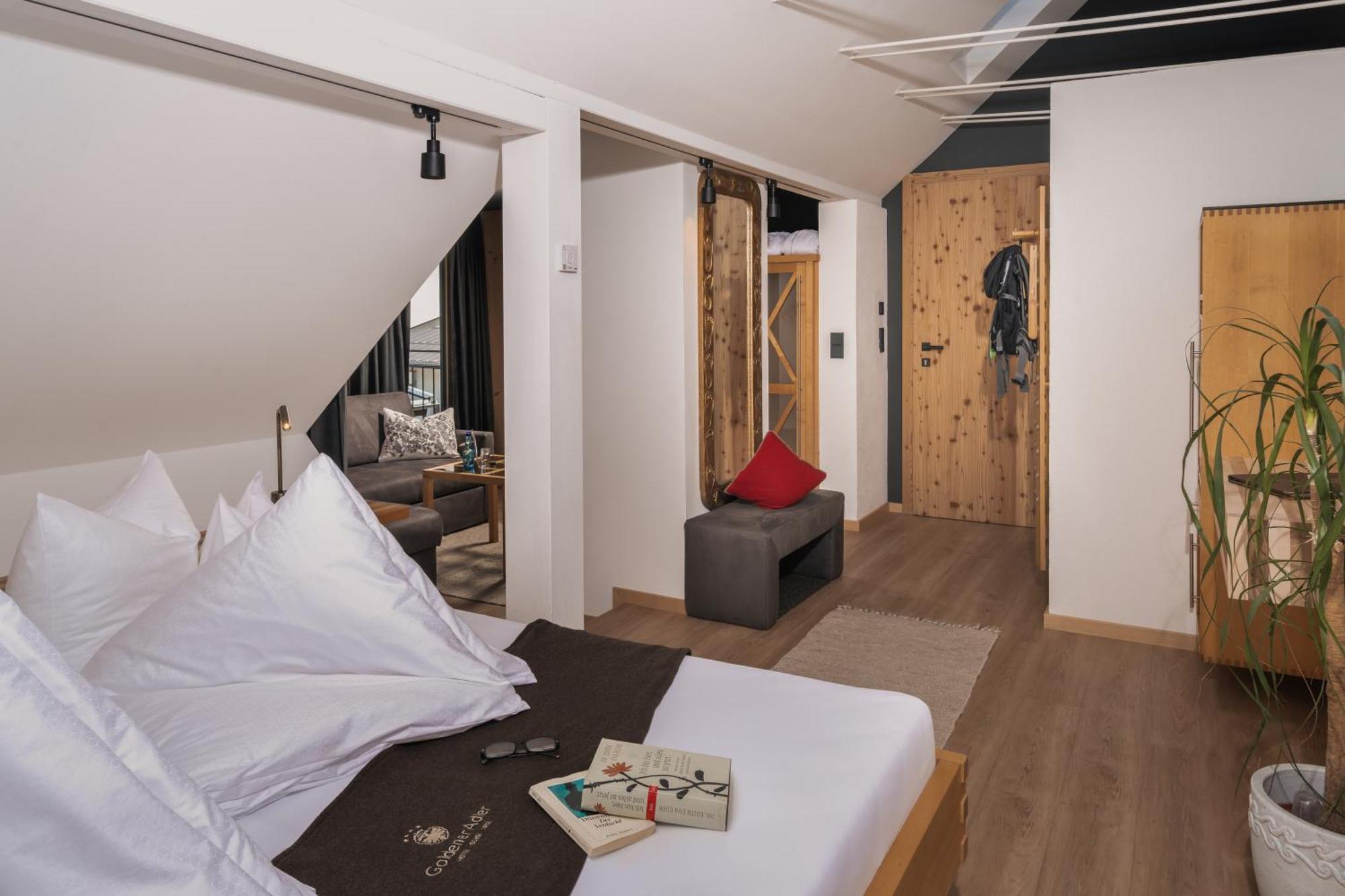Hotel Goldener Adler - Im Sommer Silvretta Card Premium Inkludiert Ischgl Extérieur photo