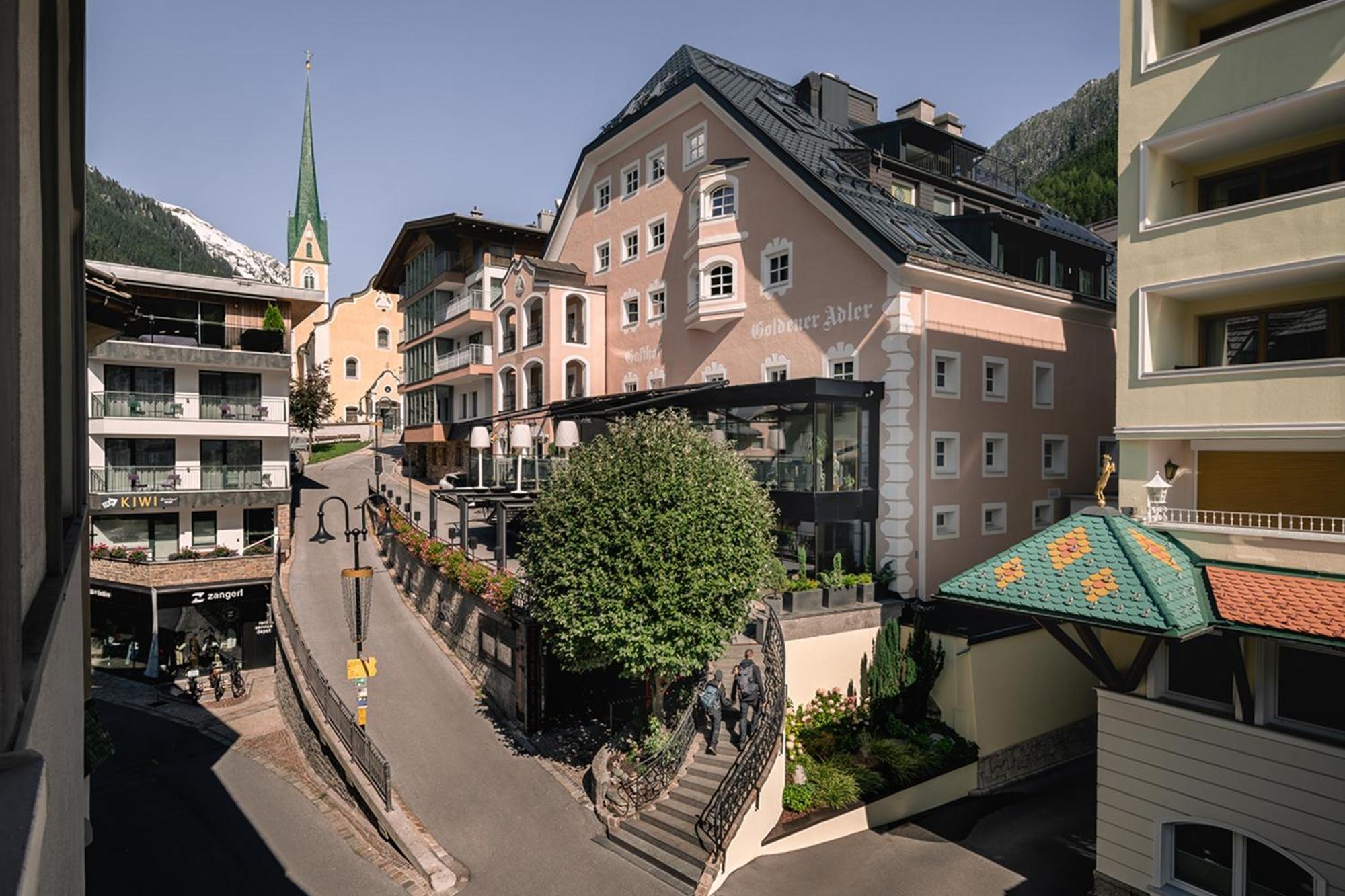 Hotel Goldener Adler - Im Sommer Silvretta Card Premium Inkludiert Ischgl Extérieur photo